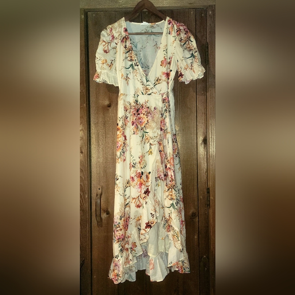 a loves a Elegant Floral High-Low Dress